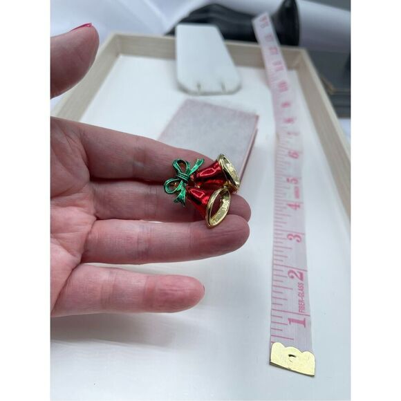 Charming enamel holiday bells vintage mid century brooch - Picture 2 of 6